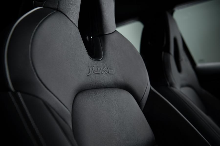 Детали интерьера Nissan Juke N-Design 2019 года  (WW) (фото 6 из 15)